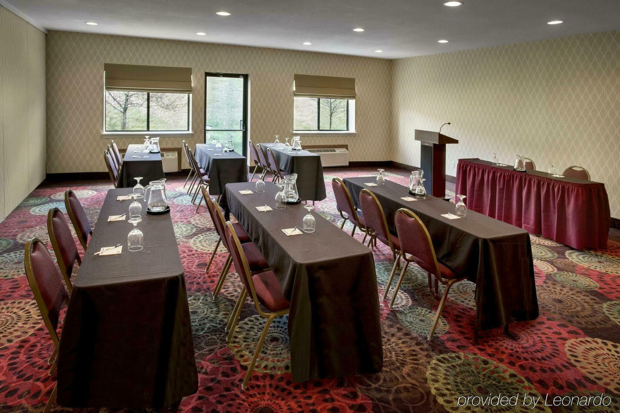 Express & East Greenbush Albany-skyline An Ihg